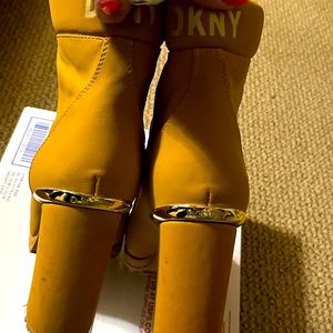 DKNY boots
